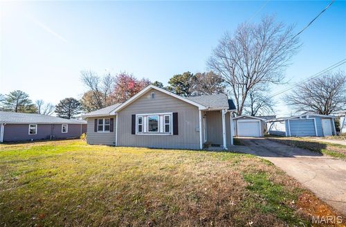 506 Vine St, Cuba, MO, 65453-1948 | Card Image