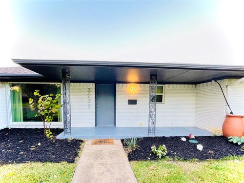 3239 Whirlaway Rd, Dallas, TX, 75229-5939 | Card Image