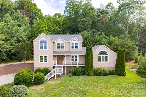 65 Lawson Ridge Rd, Leicester, NC, 28748-8601 | Card Image