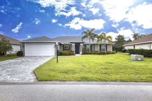 375 Sw Vista Lake Dr, Port St Lucie, FL, 34953-8239 | Card Image