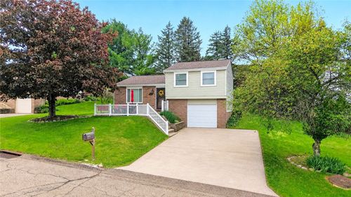 226 Briar Path, Imperial, PA, 15126-9686 | Card Image