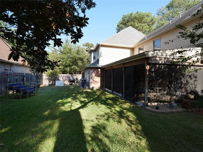 Spacious backyard | Image 30