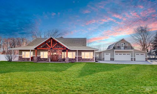 781 N 1150 E, Jackson, ID, 83350-5041 | Card Image