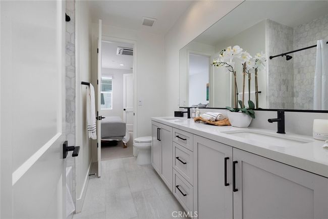 2nd Floor Guest Bath | Image 20