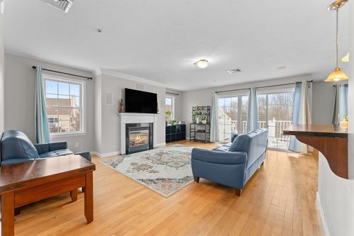 717-717 Hampton Way, Abington, MA, 02351-4014 | Card Image