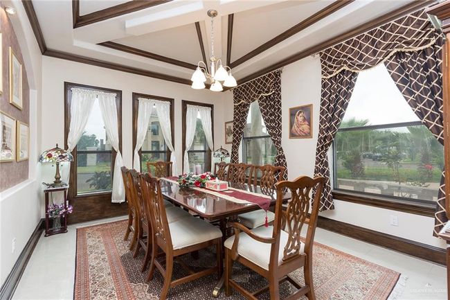 3101 Page Ave, House other with 4 bedrooms, 4 bathrooms and 2 parking in Edinburg TX | Image 8