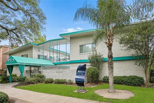 25-2833 Saint Charles Ave, New Orleans, LA, 70115-4432 | Card Image