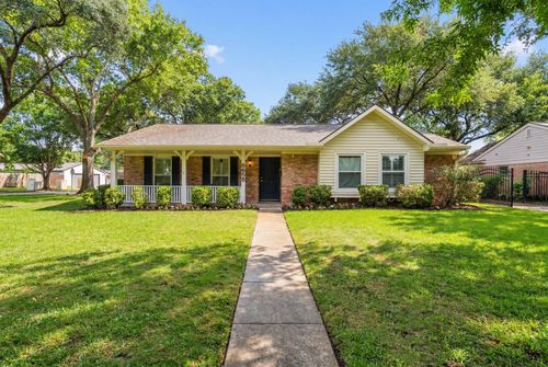 5658 Cartagena St, Houston, TX, 77035-2532 | Card Image