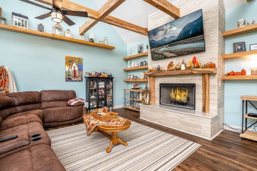 1855 Lochlann Dr, Culleoka, TN, 38451-2763 | Card Image