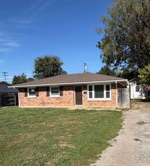 2059 Deauville Dr, Lexington, KY, 40504-1311 | Card Image