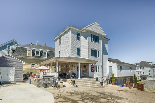 471-473 Division St, Fall River, MA, 02721-7211 | Card Image