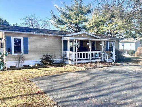 8801 Max Way, BREINIGSVILLE, PA, 18031-1623 | Card Image