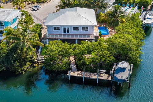 217 Bruce Ct, Marathon, FL, 33050-2953 | Card Image