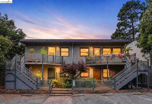 b-2922 Hillegass Ave, Berkeley, CA, 94705-2225 | Card Image