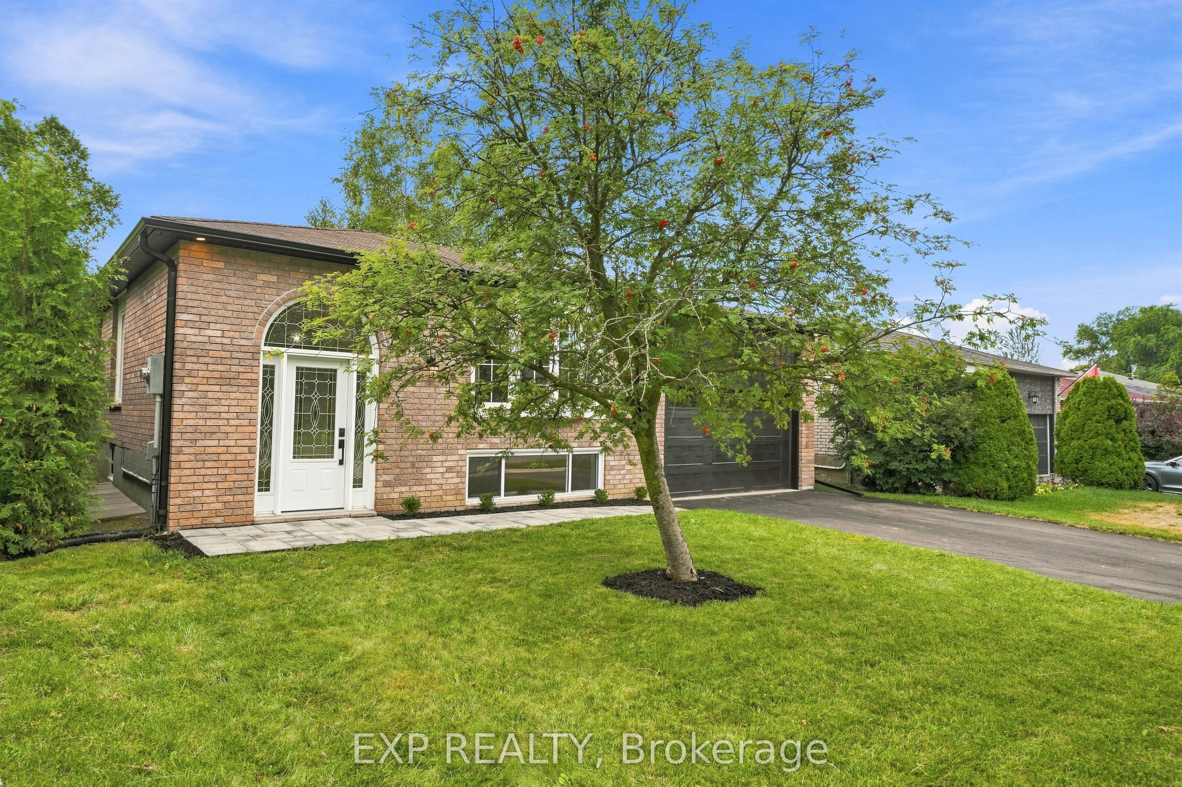 Residential in East Gwillimbury 3