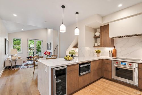 532 Grove St, Healdsburg, CA, 95448-4772 | Card Image