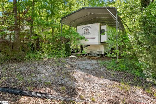 110 & 112 Whitby Way, Westminster, SC, 29693-6358 | Card Image