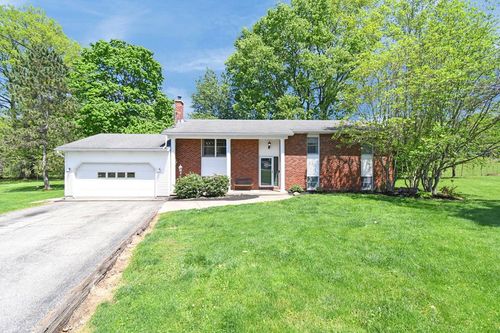 422 Willow Circle, Plymouth, OH, 44865 | Card Image