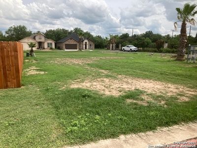 134 Sutton Place Lot 29, Home with 0 bedrooms, 0 bathrooms and null parking in Uvalde TX | Image 1