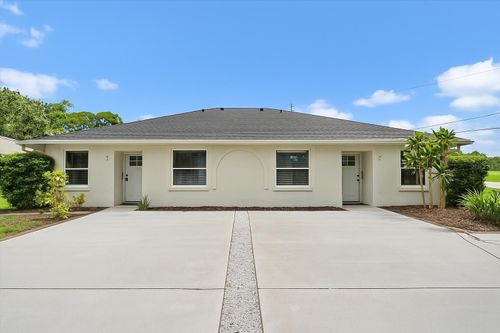 6 Bay Acres Ave, Osprey, FL, 34229-9687 | Card Image