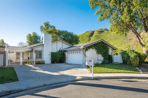 25897 Ramillo, Valencia, CA, 91355 | Card Image