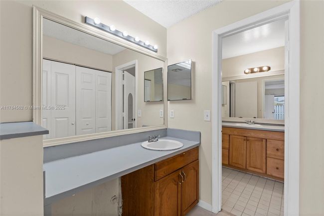 1903 Players Pl, Townhouse with 2 bedrooms, 2 bathrooms and null parking in North Lauderdale FL | Image 21