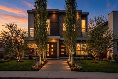 2505 21 St Sw, Calgary, AB, T2T5A9 | Card Image