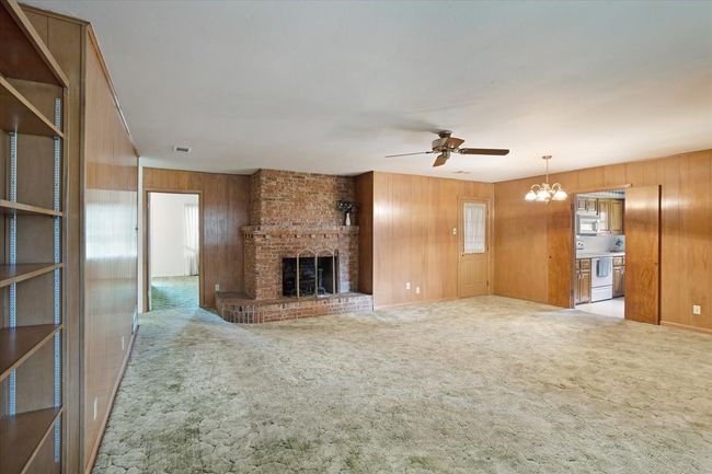 2909 Dover Dr, House other with 3 bedrooms, 2 bathrooms and null parking in Sherman TX | Image 7