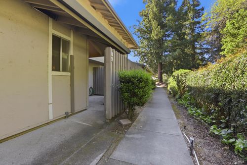67 Roundtree Boulevard, San Rafael, CA, 94903 | Card Image