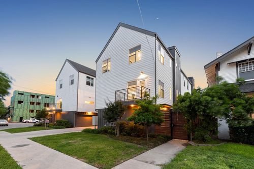 201-1507 N Garrett Ave, Dallas, TX, 75206-7822 | Card Image