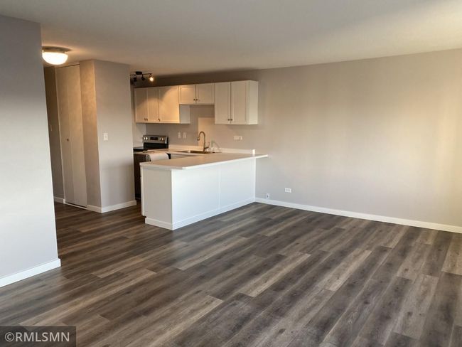 A1009 Living.jpg | Image 4