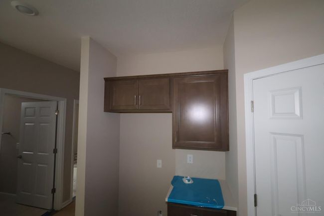 5713 White Pine Ln, House other with 3 bedrooms, 3 bathrooms and null parking in Fairfield Twp OH | Image 9