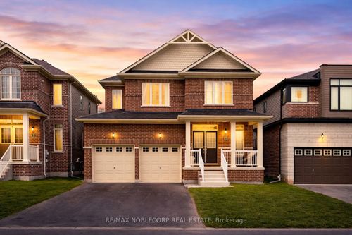 12 Blaney St, Paris, ON, N3L0M8 | Card Image