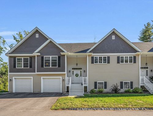 29-29 Cypress Cir, Exeter, NH, 03833-8804 | Card Image