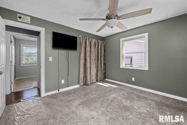 2920 E 35 Th St, House other with 4 bedrooms, 2 bathrooms and null parking in Davenport IA | Image 22