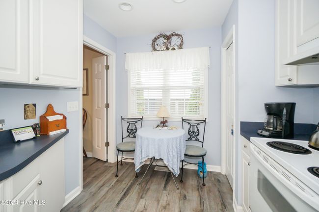 106 Se 21 St St, House other with 4 bedrooms, 3 bathrooms and 2 parking in Oak Island NC | Image 12