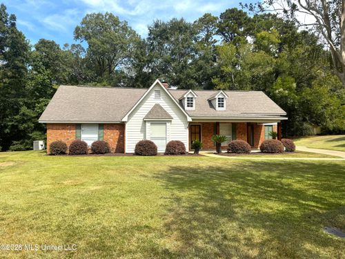 112 Greenwood Ln, Natchez, MS, 39120-4514 | Card Image