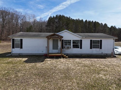 15450 Johnson Rd, Kaleva, MI, 49645-9619 | Card Image