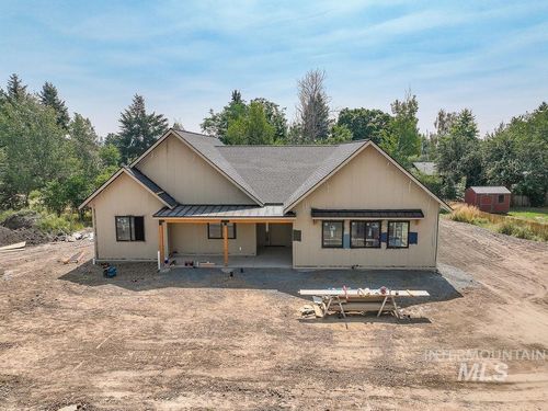 1062 N Mountain View Rd, Moscow, ID, 83843-8133 | Card Image