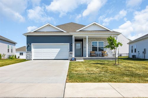 3325 Craven Dr, North Liberty, IA, 52317 | Card Image