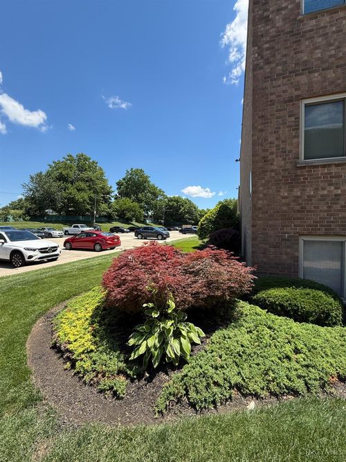 3616 Westwood Northern Blvd, Cincinnati, OH, 45211-2543 | Card Image