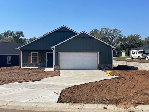 610 Santa Fe Ave, El Dorado, KS, 67042-3700 | Card Image