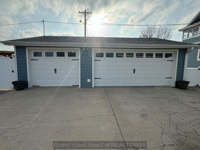 201 E Pine St, House other with 5 bedrooms, 2 bathrooms and 4 parking in Doniphan NE | Image 43