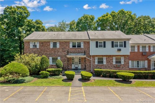 315 Woodland Hills Rd, White Plains, NY, 10603-3134 | Card Image