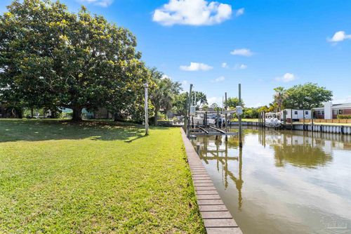 3332 Laurel Dr, Gulf Breeze, FL, 32563-3328 | Card Image