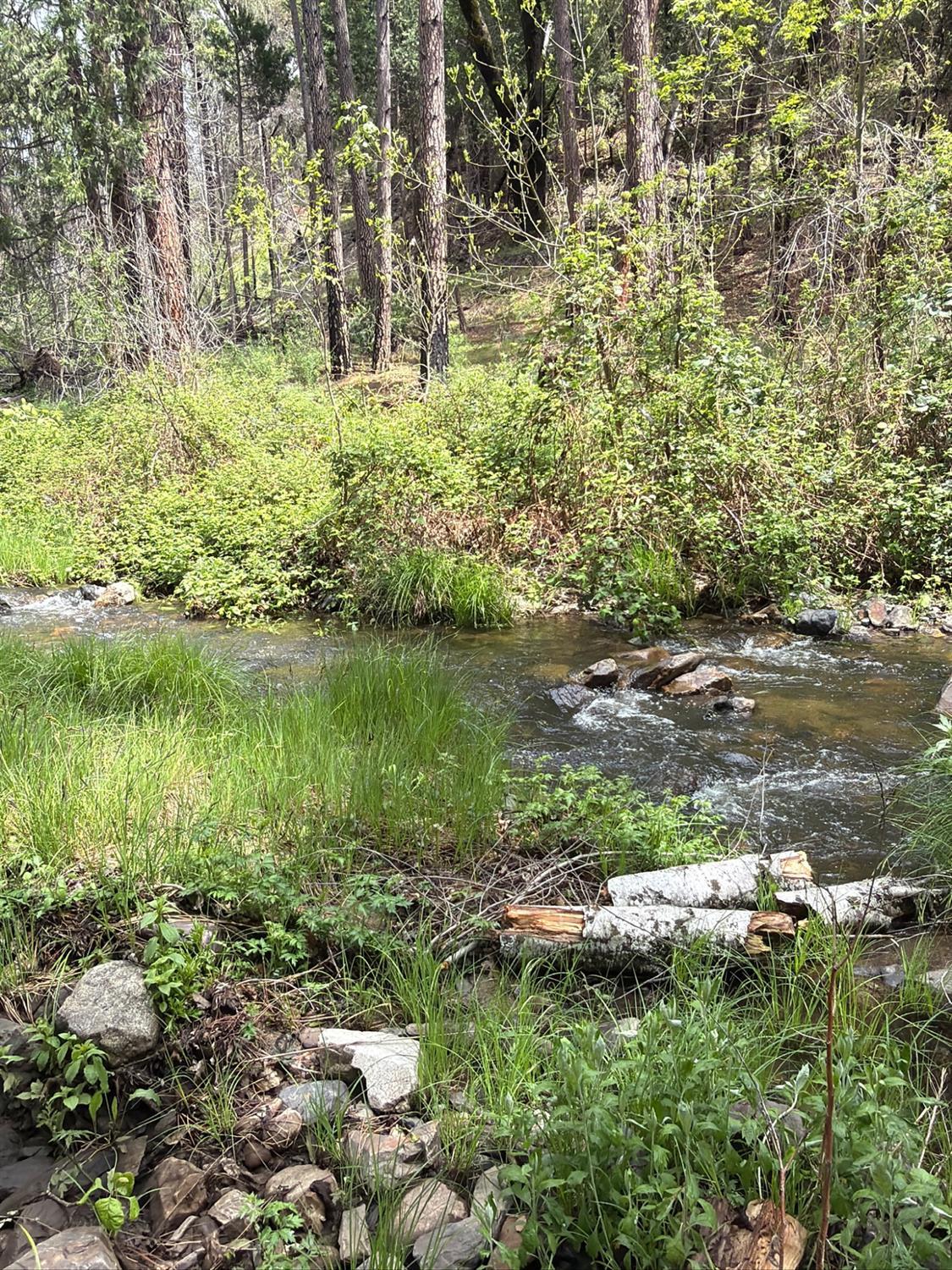 Land in Coulterville