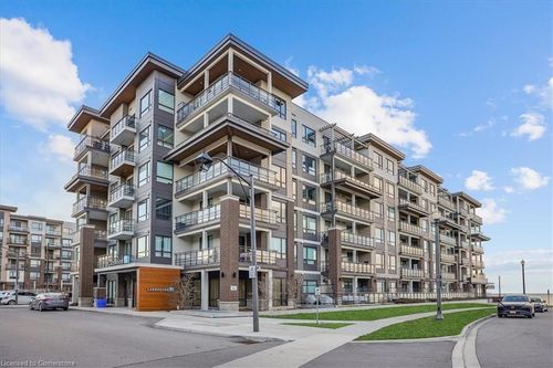 215-10 Esplanade Lane, Grimsby, ON, L3M0H1 | Card Image