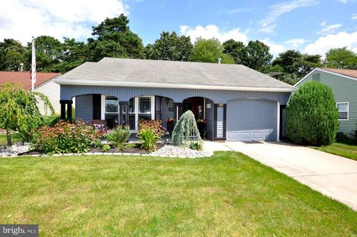 20 Buxton Ct, Southampton, NJ, 08088-1044 | Card Image