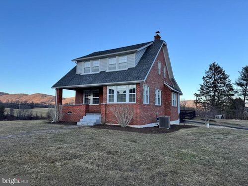 1558 Zachary Taylor Hwy, HUNTLY, VA, 22640-3138 | Card Image