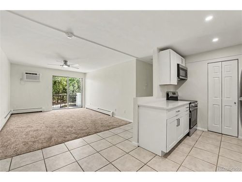 302-1300 Golden Cir, Golden, CO, 80401-3658 | Card Image